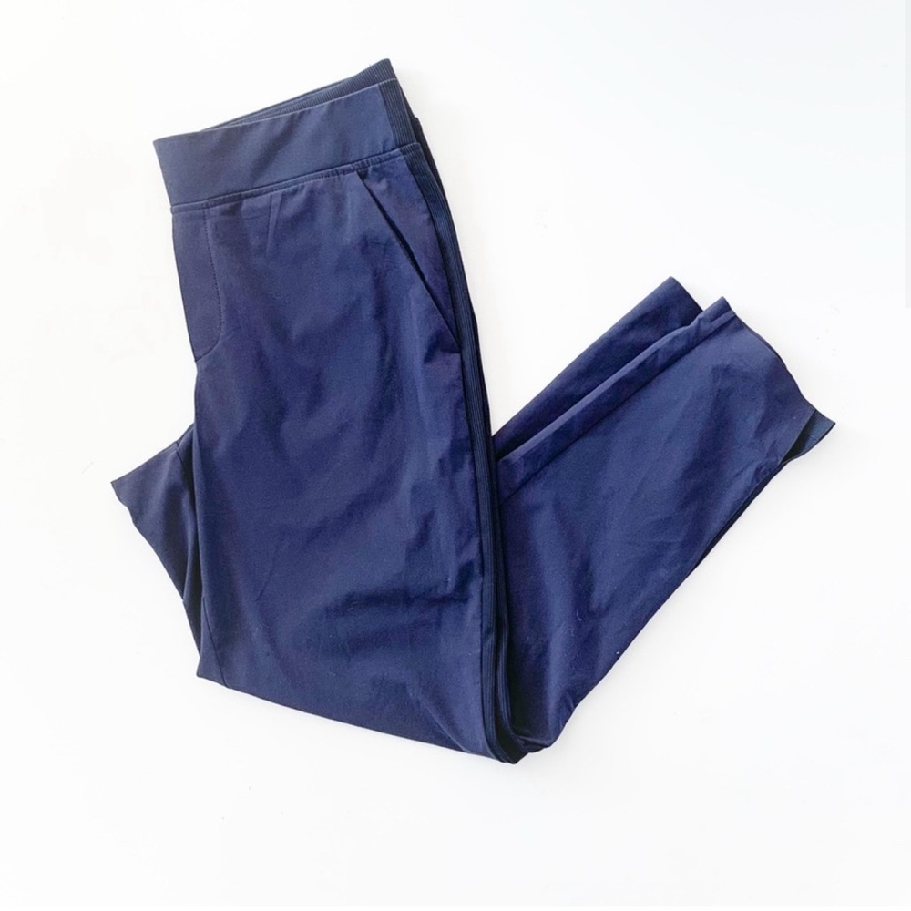EUC Athleta Brooklyn Ankle Joggers Navy Size 6